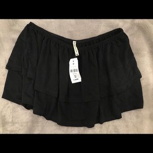 LF never worn Emma & Sam black halter crop top